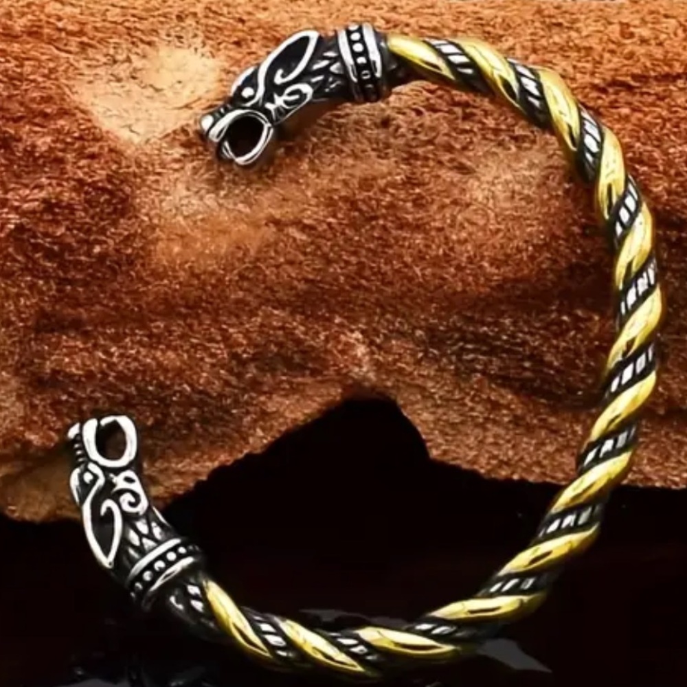 Dragon bracelet